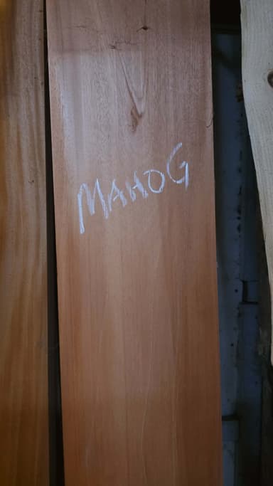 Mahogany Timber Board - Sheldon